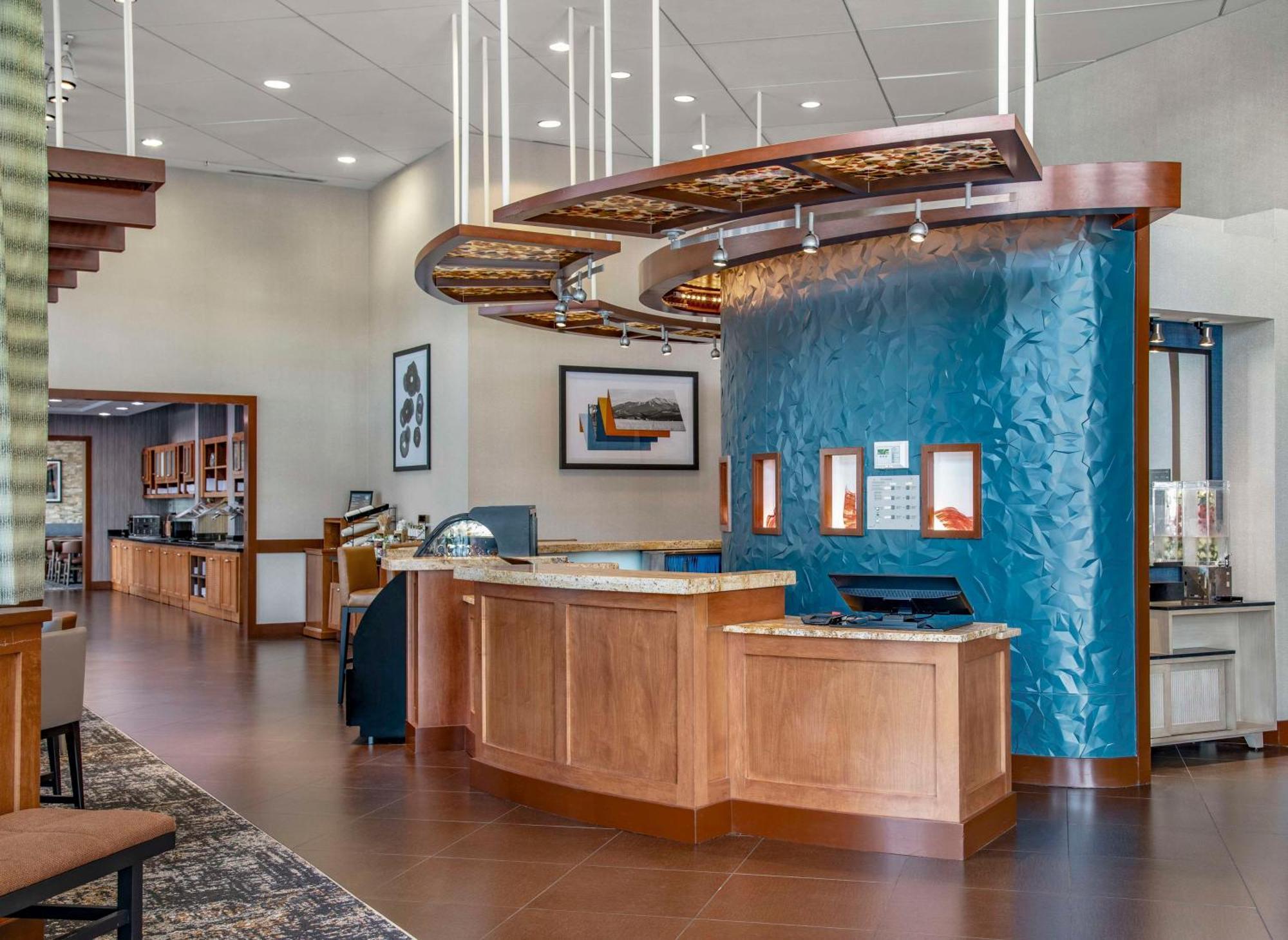 Hyatt Place Downtown Riverside