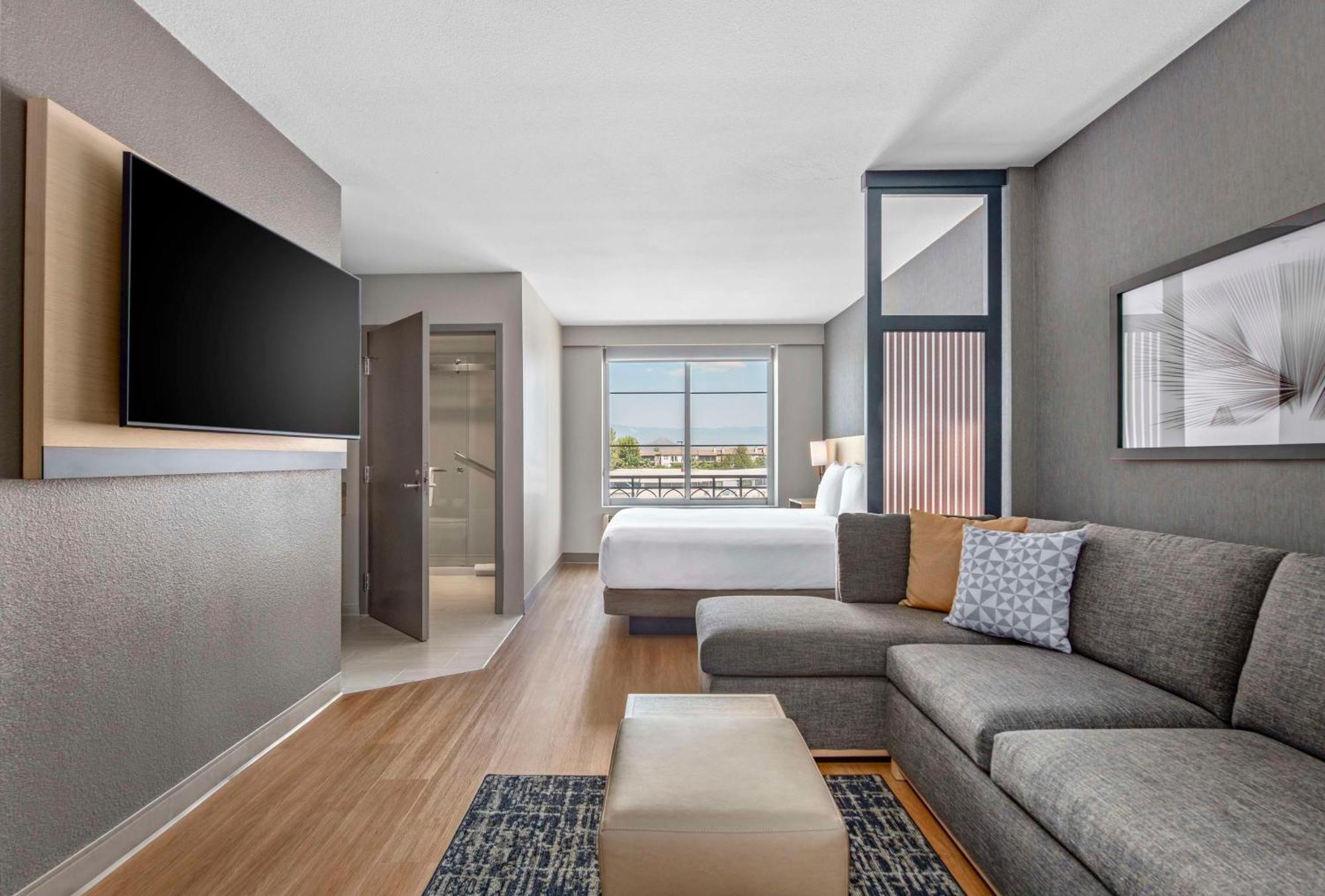 Hyatt Place Downtown Hotel
